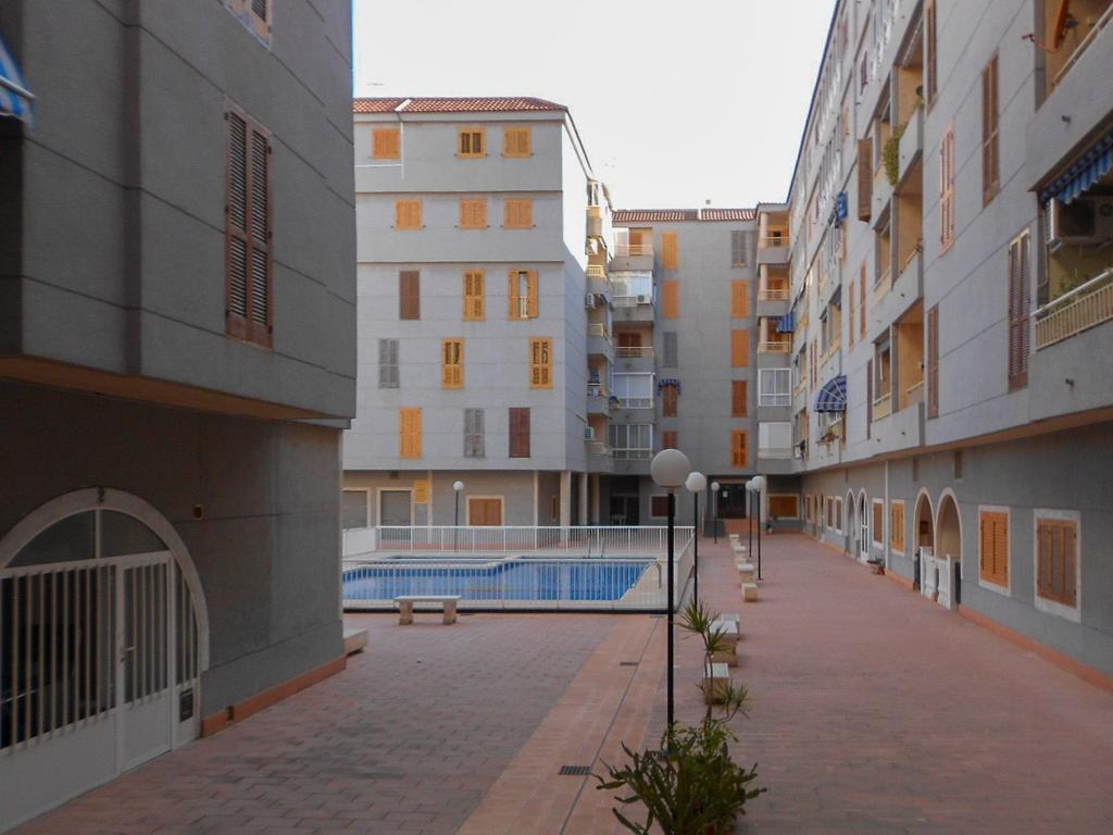 Apartment Asequin Beach Torrevieja Rum bild